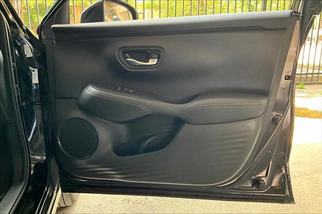 Photo of 2024 Crystal Black Pearl Honda HR-V