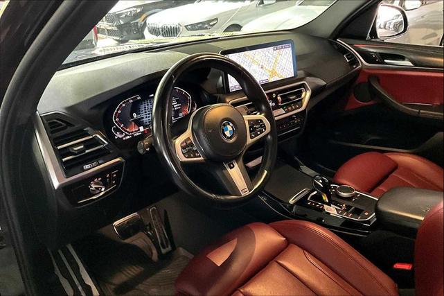 Photo of 2023 Carbon Black Metallic BMW X3