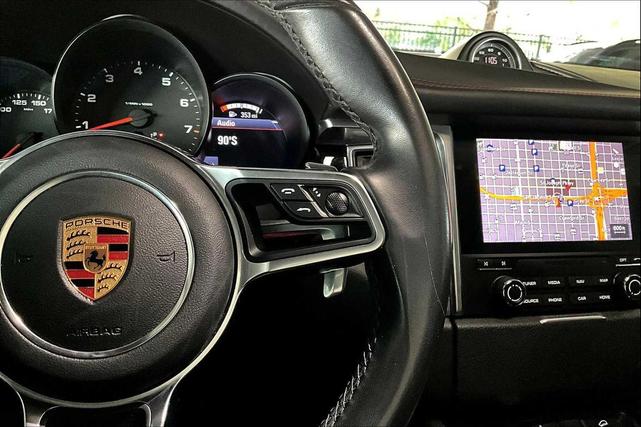 Photo of 2018 Black Porsche Macan
