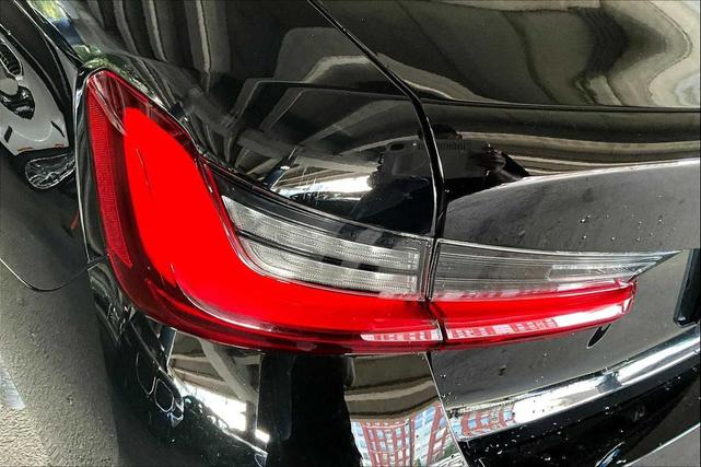 Photo of 2023 Jet Black BMW 330