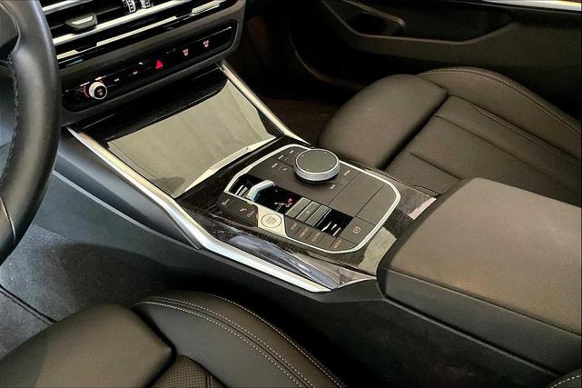 Photo of 2023 Jet Black BMW 330