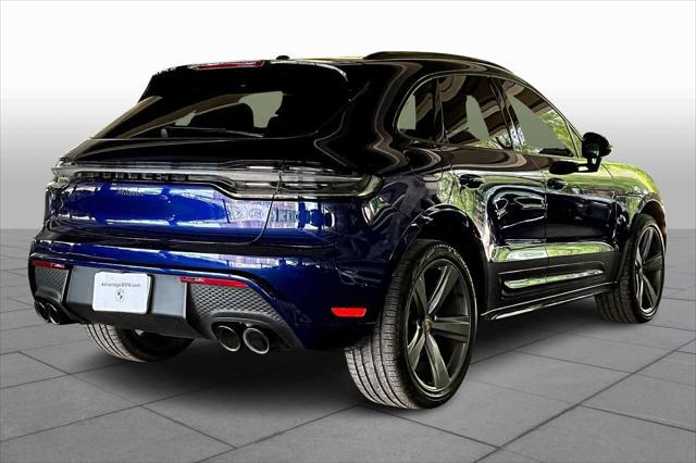 Photo of 2024 Gentian Blue Metallic Porsche Macan