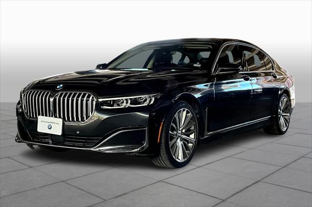 2022 BMW 750