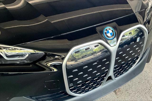 Photo of 2022 Black Sapphire Metallic BMW i4 Gran Coupe