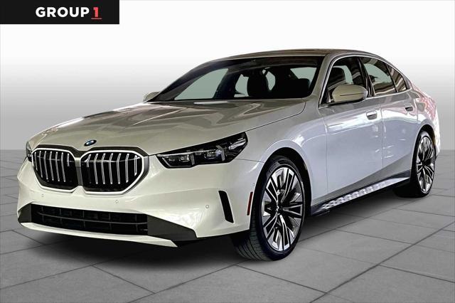 2025 BMW 530