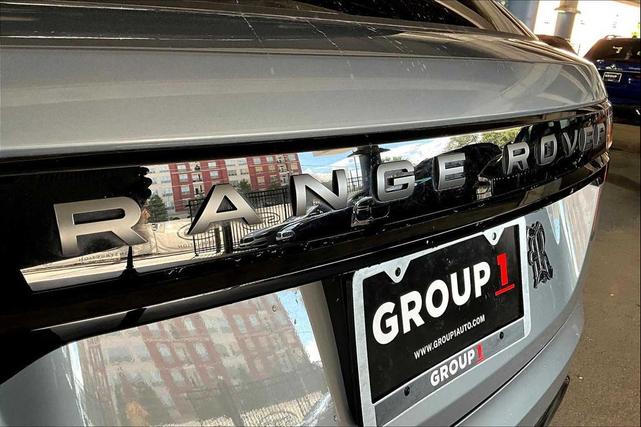 Photo of 2024 Zadar Grey Premium Metallic Land Rover Range Rover