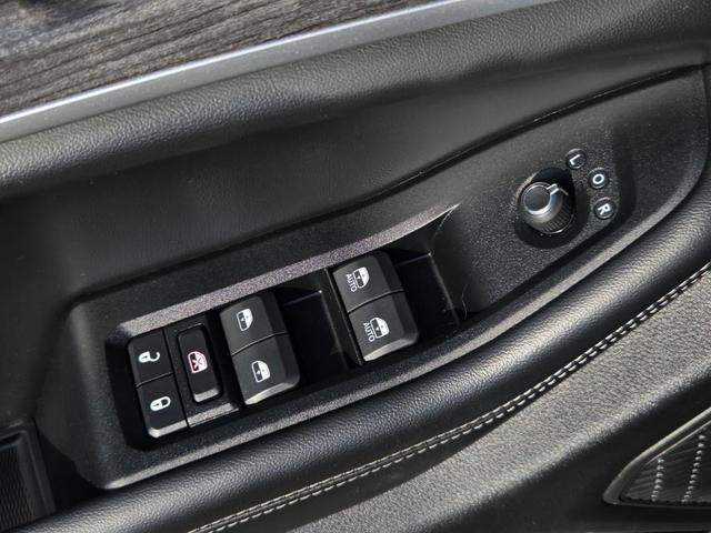 Photo of 2024 Black Jeep Grand Cherokee