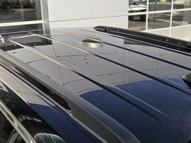 Photo of 2024 Black Jeep Grand Cherokee