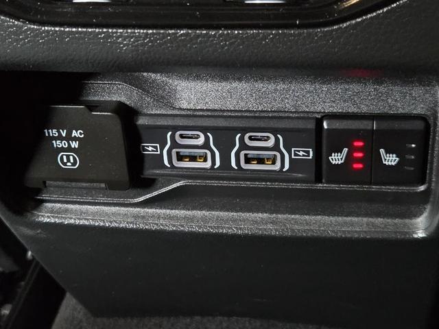 Photo of 2024 Black Jeep Grand Cherokee