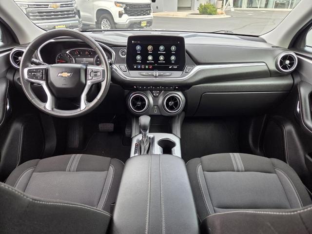 Photo of 2023 White Chevrolet Blazer