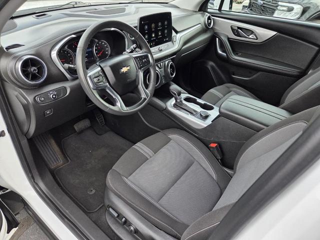 Photo of 2023 White Chevrolet Blazer