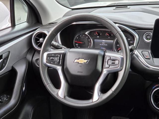 Photo of 2023 White Chevrolet Blazer