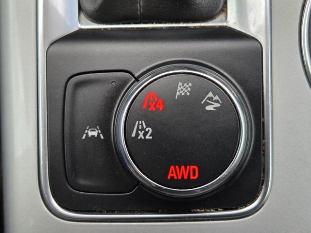 Photo of 2023 White Chevrolet Blazer