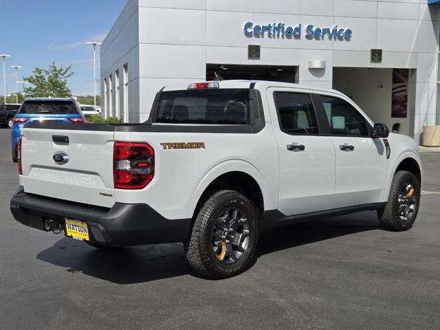 Photo of 2023 Light Gray Ford Maverick