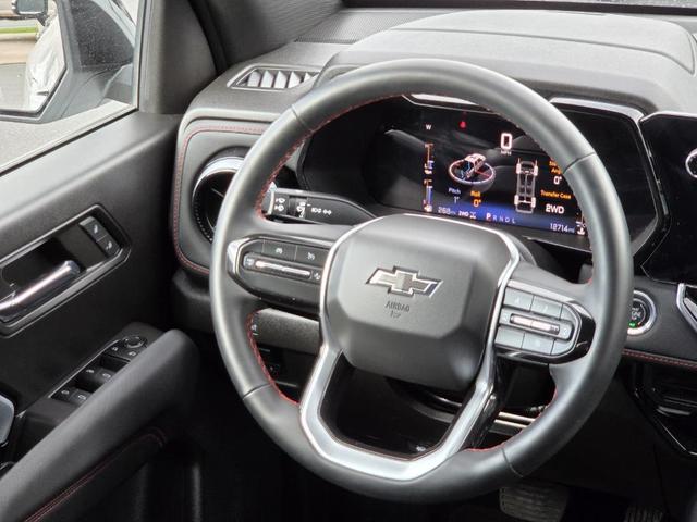 Photo of 2023 Summit White Chevrolet Colorado