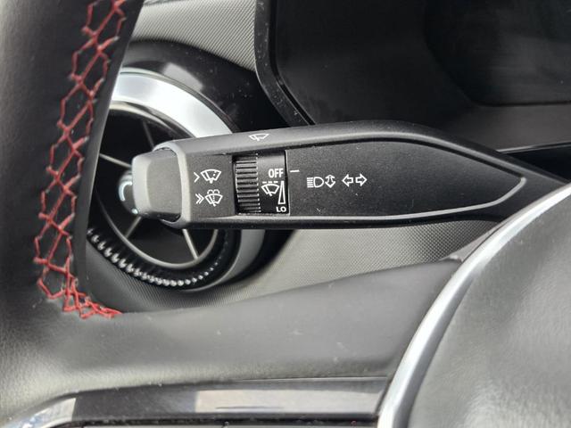 Photo of 2023 Summit White Chevrolet Colorado