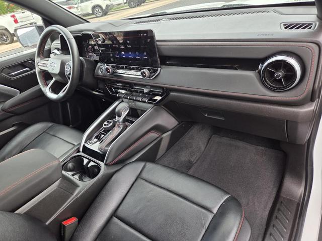 Photo of 2023 Summit White Chevrolet Colorado
