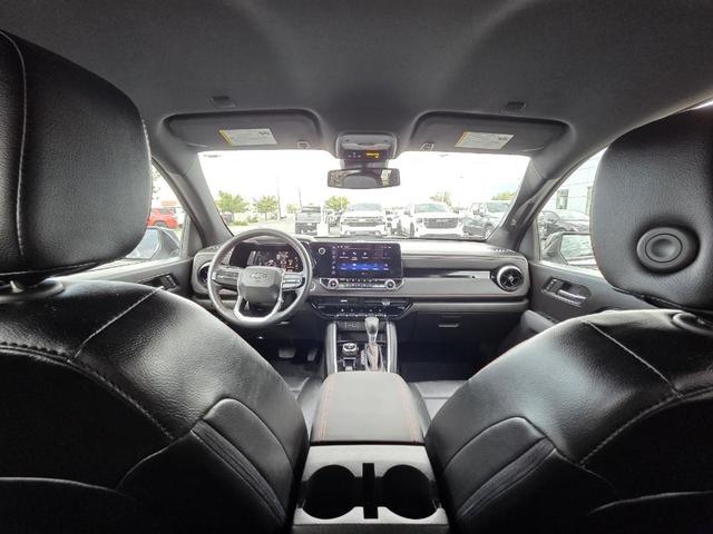 Photo of 2023 Summit White Chevrolet Colorado