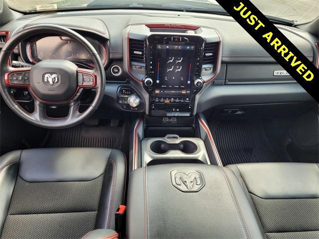 Photo of 2024 Diamond Black RAM 1500