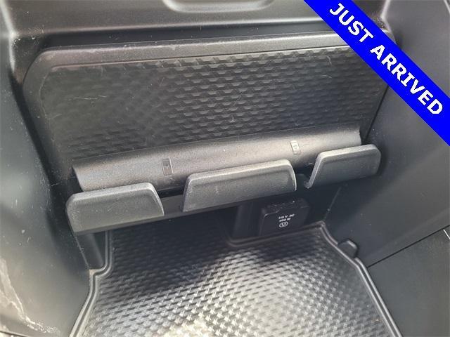 Photo of 2024 Granite Crystal Clearcoat Metallic RAM 1500