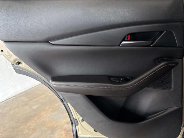 Photo of 2024 Zircon Sand Metalic Mazda CX-30