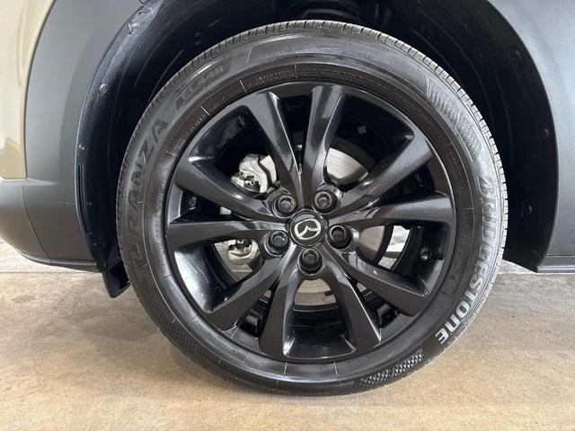 Photo of 2024 Zircon Sand Metalic Mazda CX-30