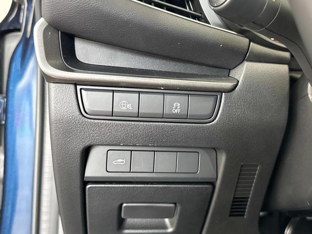 Photo of 2025 Deep Crystal Blue Mica Mazda Mazda3