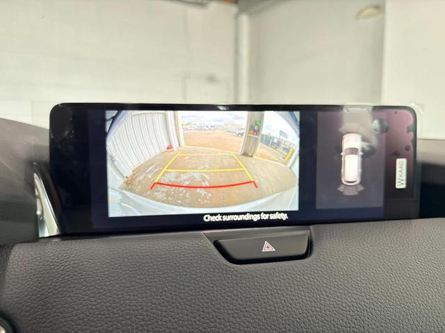 Photo of 2025 Sonic Silver Mazda CX-90
