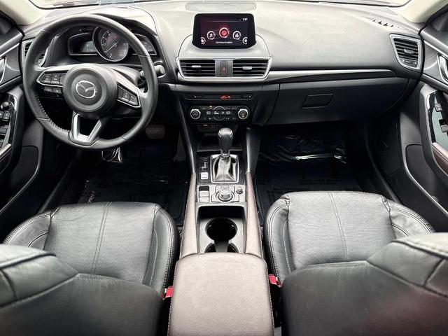 Photo of 2018 Soul Red Metallic Mazda Mazda3
