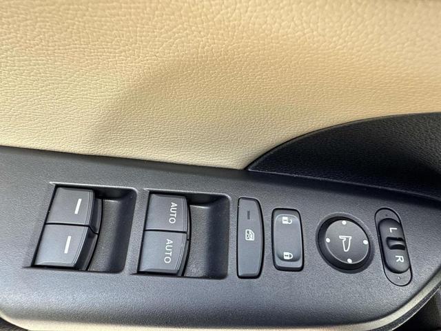 Photo of 2019 Platinum White Pearl Honda Civic