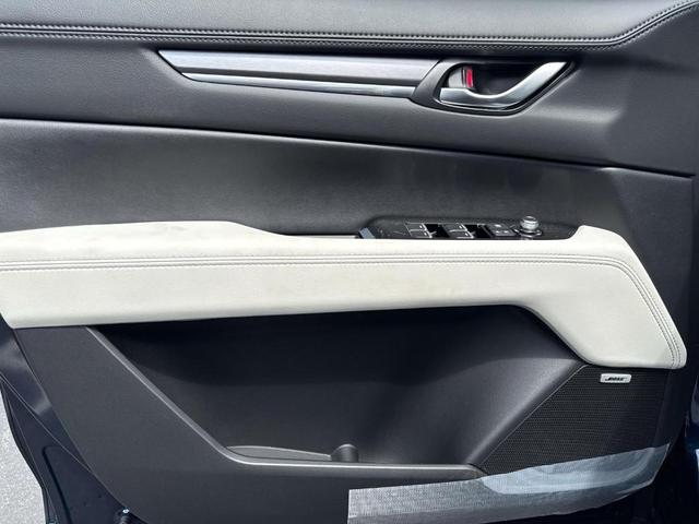 Photo of 2025 Deep Crystal Blue Mica Mazda CX-5