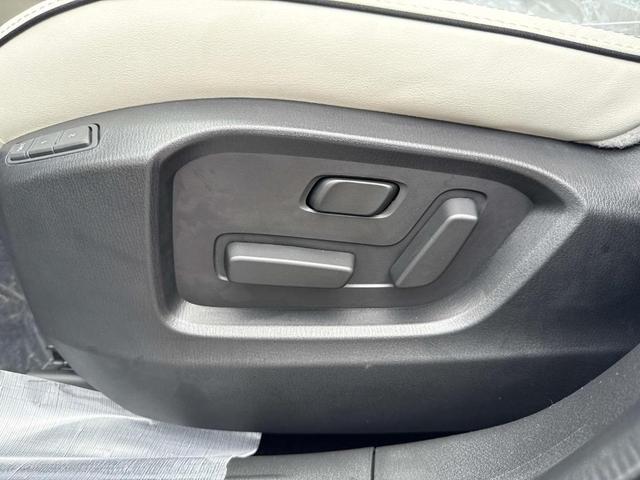 Photo of 2025 Deep Crystal Blue Mica Mazda CX-5