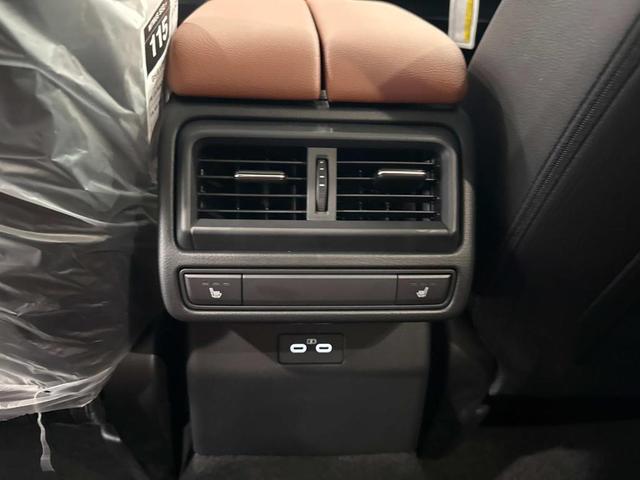 Photo of 2025 Zircon Mazda CX-50