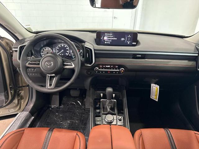 Photo of 2025 Zircon Mazda CX-50