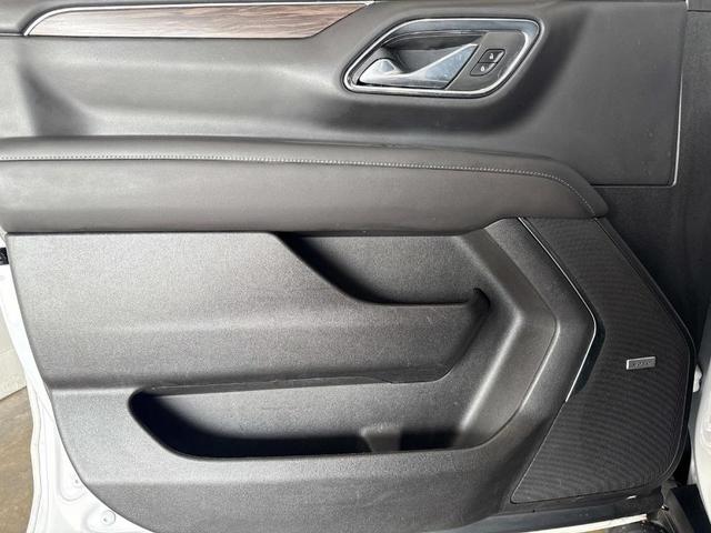 Photo of 2023 Summit White Chevrolet Tahoe