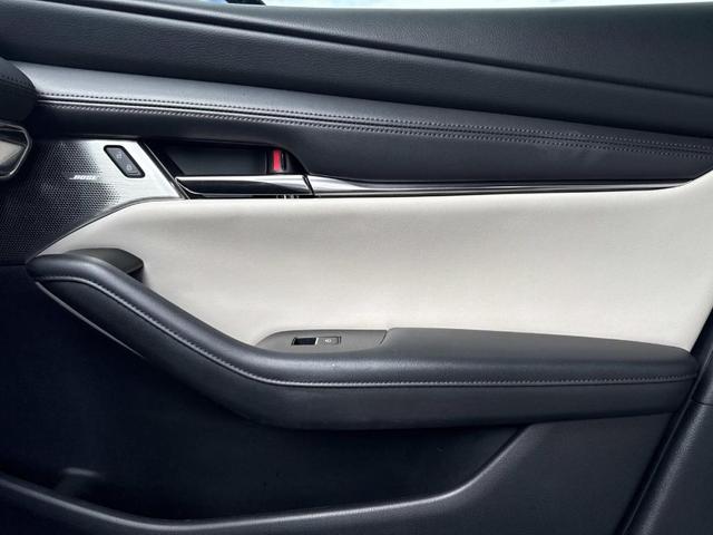 Photo of 2019 Soul Red Crystal Metallic Mazda Mazda3