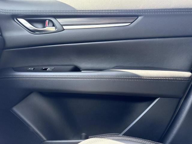 Photo of 2023 Jet Black Mica Mazda CX-5