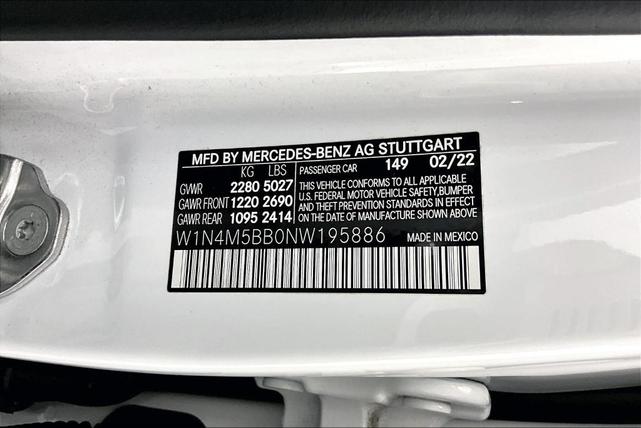 Photo of 2022 Polar White Mercedes-Benz AMG GLB 35