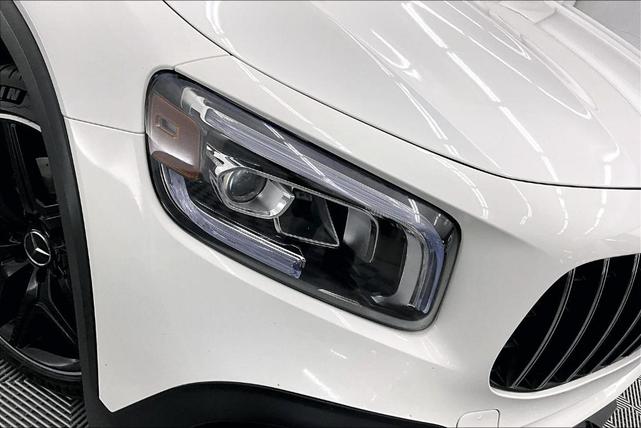 Photo of 2022 Polar White Mercedes-Benz AMG GLB 35