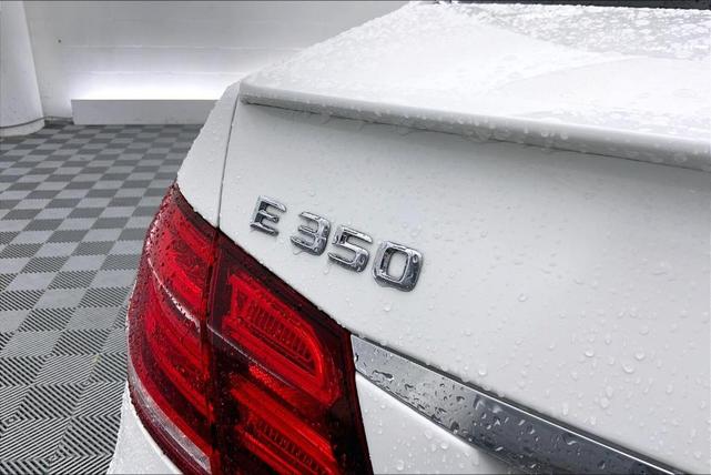 Photo of 2015 White Mercedes-Benz E-Class
