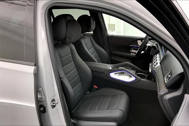 Photo of 2025 Alpine Gray Mercedes-Benz GLS 580