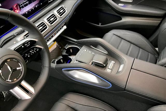 Photo of 2025 Alpine Gray Mercedes-Benz GLS 580