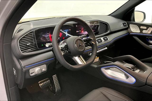 Photo of 2025 Alpine Gray Mercedes-Benz GLS 580