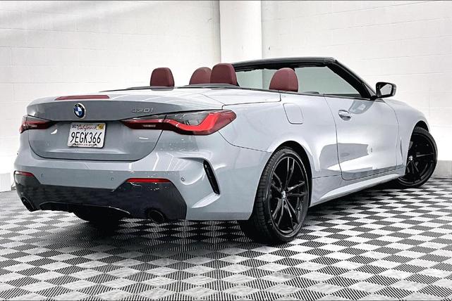 Photo of 2023 Gray BMW 430