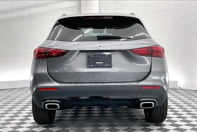 Photo of 2026 Gray Mercedes-Benz GLA 250