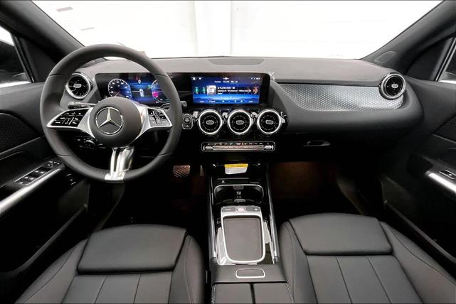 Photo of 2026 Gray Mercedes-Benz GLA 250