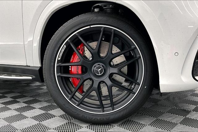 Photo of 2026 Polar White Mercedes-Benz AMG GLE 63