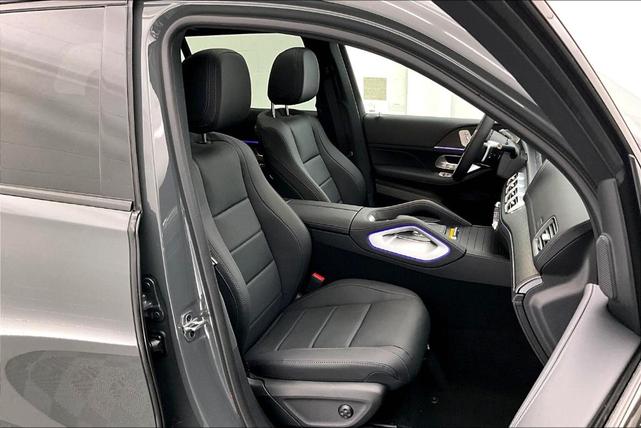 Photo of 2025 Gray Mercedes-Benz GLS 450