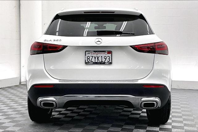 Photo of 2022 Polar White Mercedes-Benz GLA 250
