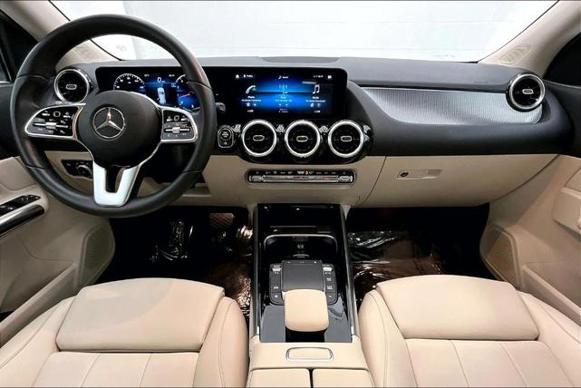 Photo of 2022 Polar White Mercedes-Benz GLA 250
